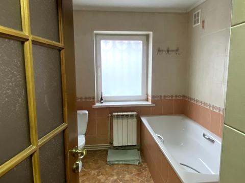 будинок за адресою Валерія Лобановського просп. (Червонозоряний), 56/21-А