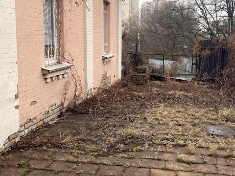 будинок за адресою Валерія Лобановського просп. (Червонозоряний), 56/21-А