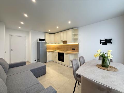 квартира за адресою Михайла Максимовича вул. (Онуфрія Трутенка), 32-А