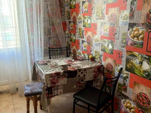 квартира за адресою смт. Авангард, Торгова вул., 3