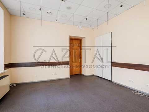 комерційна за адресою Київ, Саксаганського вул., 3