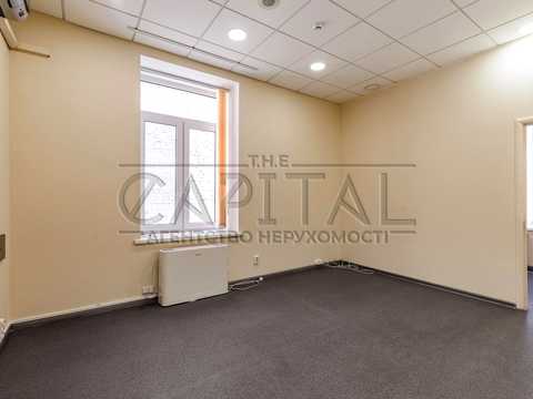 комерційна за адресою Київ, Саксаганського вул., 3