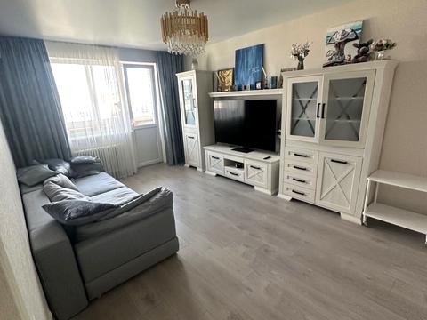 квартира за адресою Космічна вул., 11