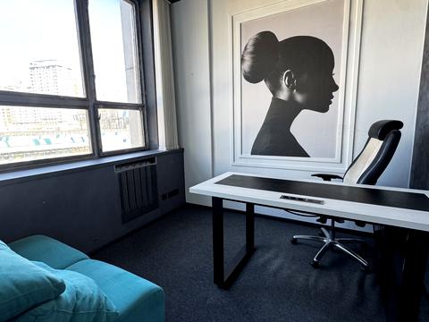 комерційна за адресою Іоанна Павла II вул. (Патріса Лумумби), 4/6