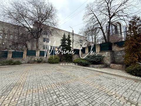 комерційна за адресою Григорія Маркевича вул. (Обручева), 17