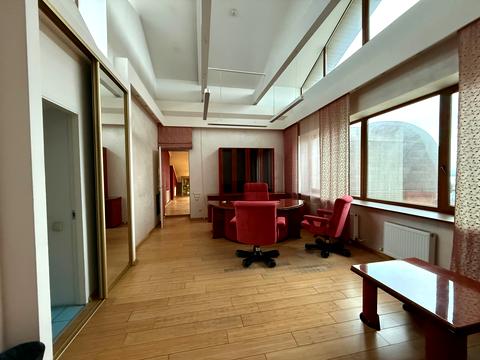 комерційна за адресою Григорія Маркевича вул. (Обручева), 17