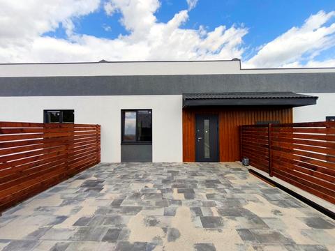 дом по адресу Весенняя ул.