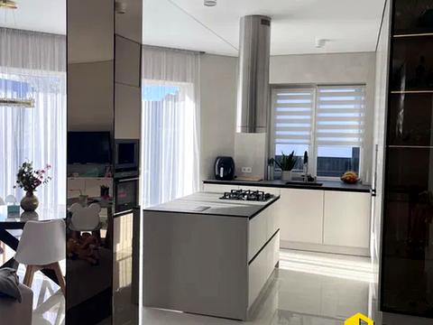 будинок за адресою Грушевського, 2 Е