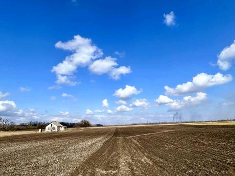 участок по адресу Крайня, 14