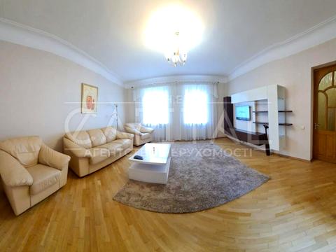 квартира за адресою Богдана Хмельницького вул., 49