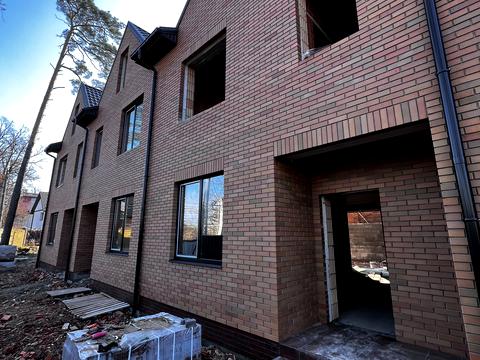 будинок за адресою Висока вул., 10-Б