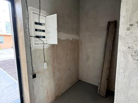 будинок за адресою Коновальця, 44-Б