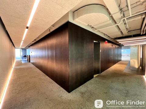 комерційна за адресою Велика Житомирська вул., 12