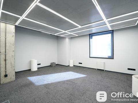 комерційна за адресою Велика Житомирська вул., 12