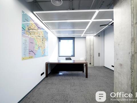 комерційна за адресою Велика Житомирська вул., 12