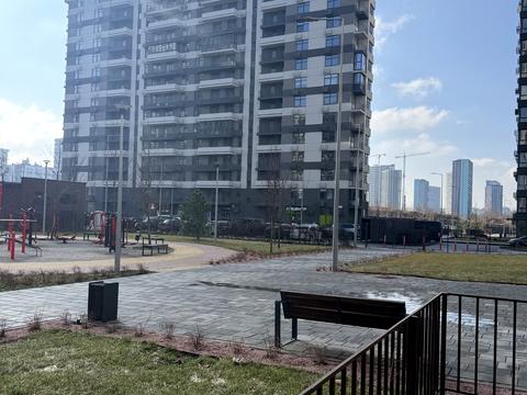 комерційна за адресою Родини Крістерів вул., 16