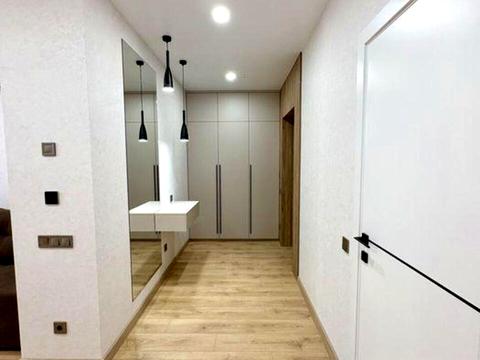 квартира за адресою Олександра Олеся вул., 3