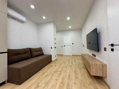 квартира за адресою Олександра Олеся вул., 3