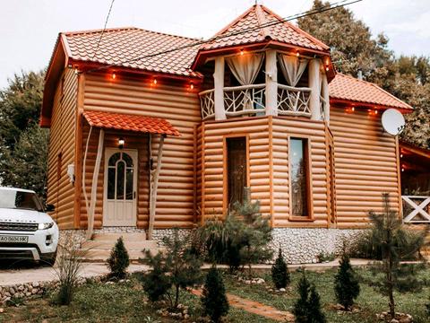 коммерческая по адресу Лісова, 1