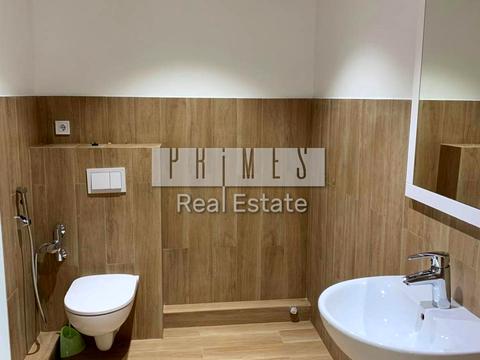 комерційна за адресою Михайла Максимовича вул. (Онуфрія Трутенка), 24