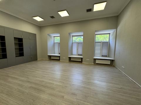 комерційна за адресою Грецька вул., 52