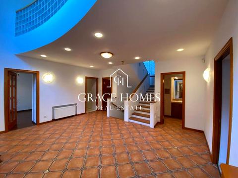 дом по адресу Редутный пер., 7