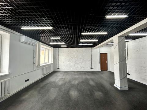 комерційна за адресою Володимира Винниченка вул. (), 6