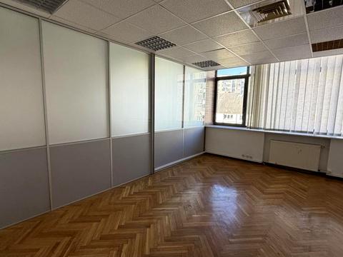 комерційна за адресою Хмельницького Богдана, 55