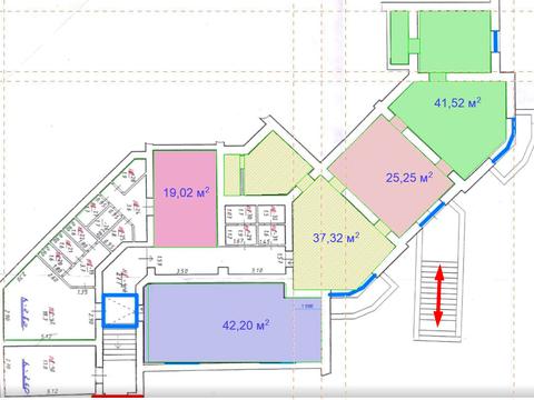 комерційна за адресою Плугова вул., 6а