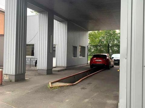 комерційна за адресою Трипільська вул. (Головачова), 15