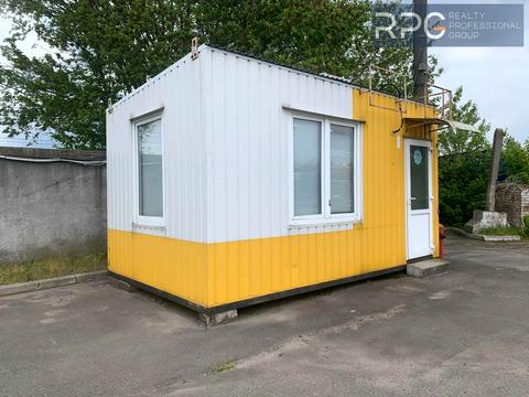 комерційна за адресою Трипільська вул. (Головачова), 15