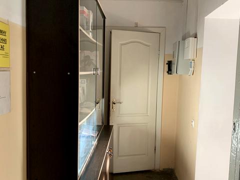 комерційна за адресою Театральна вул., 5