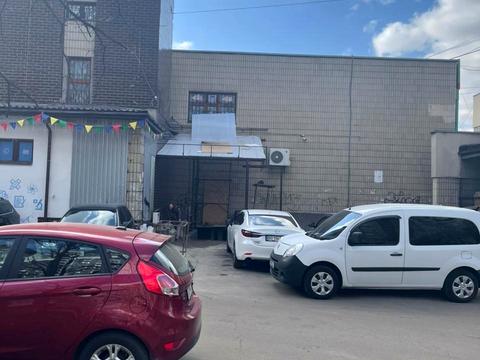 комерційна за адресою Академіка Глушкова просп., 31А