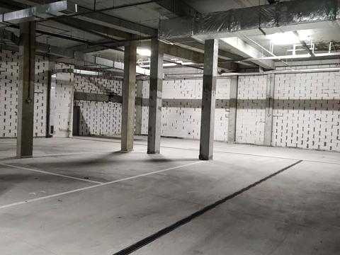 комерційна за адресою Набережна Перемоги вул., 7