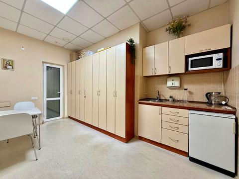 коммерческая по адресу Ивано-Франковск, Ивана Франко ул., 25А