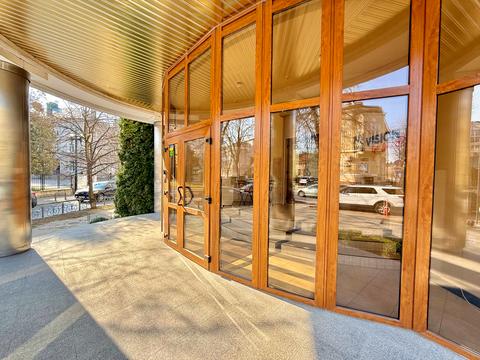 коммерческая по адресу Ивано-Франковск, Ивана Франко ул., 25А