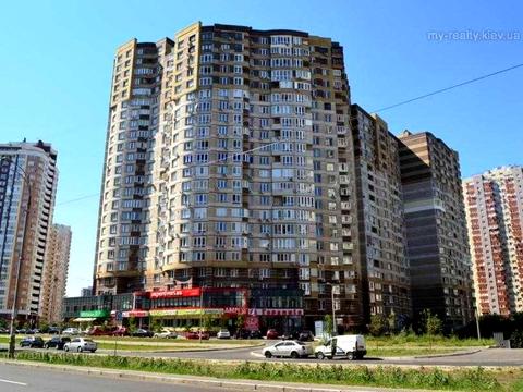 квартира за адресою Анни Ахматової вул., 30