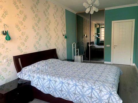 квартира за адресою Анни Ахматової вул., 30