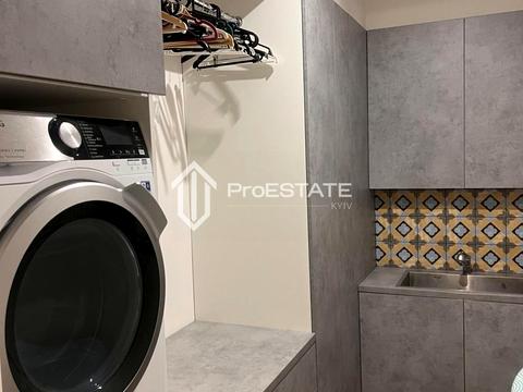 квартира за адресою Євгена Коновальця вул. (Щорса), 36-В