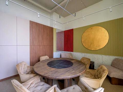 комерційна за адресою Берестейський просп. (Перемоги), 42а