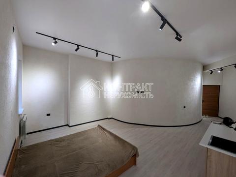 квартира за адресою Профспілковий бульв., 64а