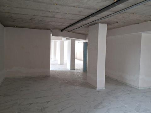 комерційна за адресою Андрія Сахарова вул., 5-В