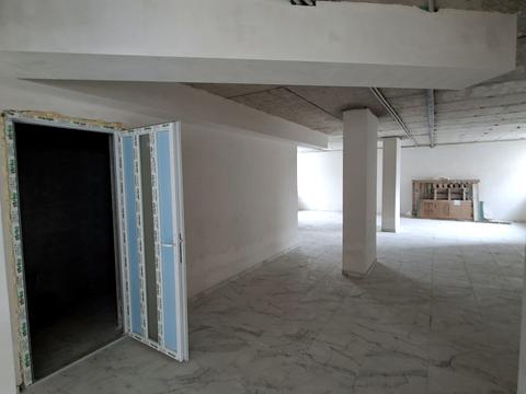 комерційна за адресою Андрія Сахарова вул., 5-В