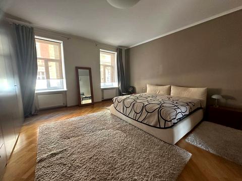 квартира по адресу Кирилла и Мефодия ул., 12