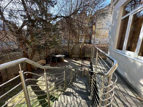 квартира по адресу Кирилла и Мефодия ул., 12