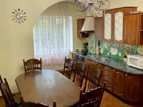 дом по адресу вулиця Центральна