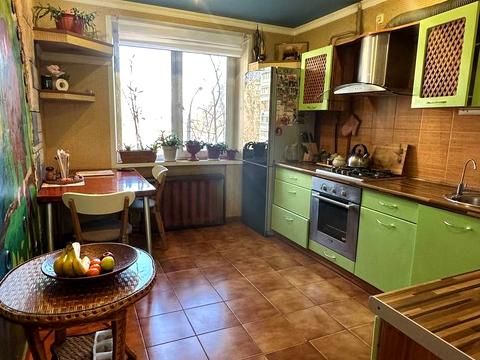 квартира за адресою Героїв просп., 37