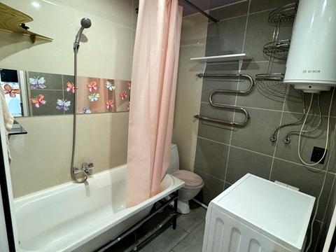 квартира за адресою житловий масив Тополя-2 вул., 14