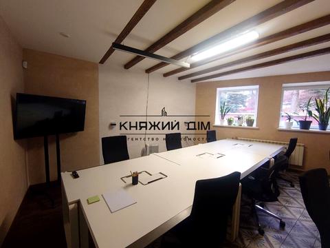 комерційна за адресою Георгія Дудника вул. (Цюрупинська), 2