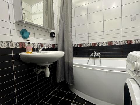 квартира по адресу Академическая ул. (Пионерская), 5б